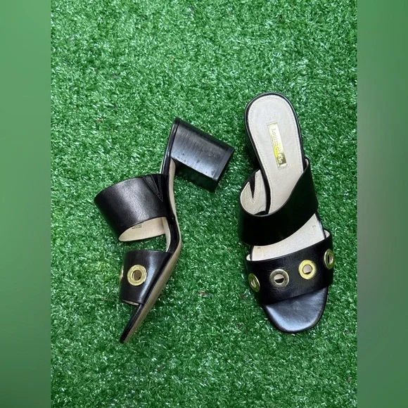 Louise et Cie Women's Kamea Grommet Embellished Black Sandals Size 8.5 - Picture 10 of 13